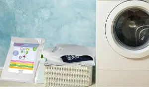 Sacchetti per lavatrice per capi colorati, proteggono i tessuti delicati e prevengono trasferimenti di colore.