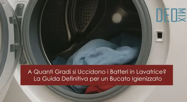 Lavatrice aperta con panni all'interno. Guida per capire la differenza tra igienizzante e disinfettante lavatrice per un bucato igienizzato.
