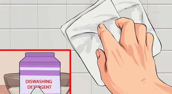 Impara come togliere sangue dal muro usando detersivo per piatti e un panno.