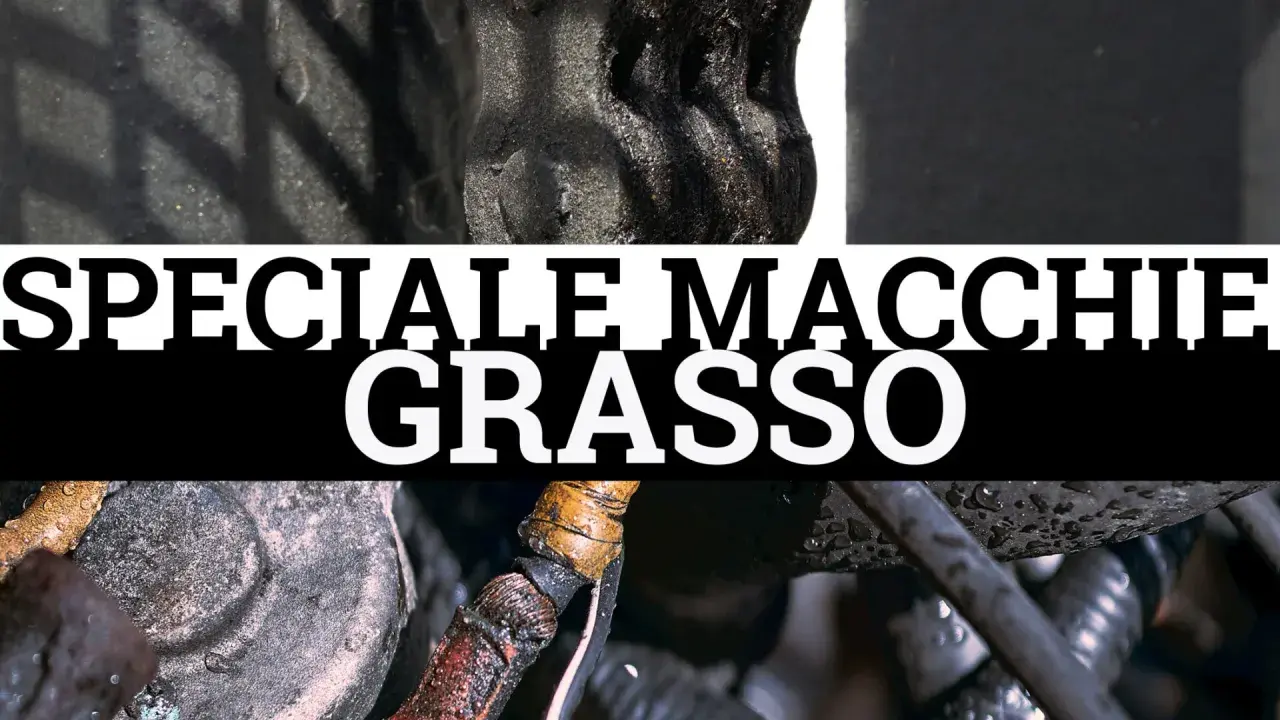 Dettaglio di componenti meccanici con macchie di unto evidenti. Testo "SPECIALE MACCHIE GRASSO".